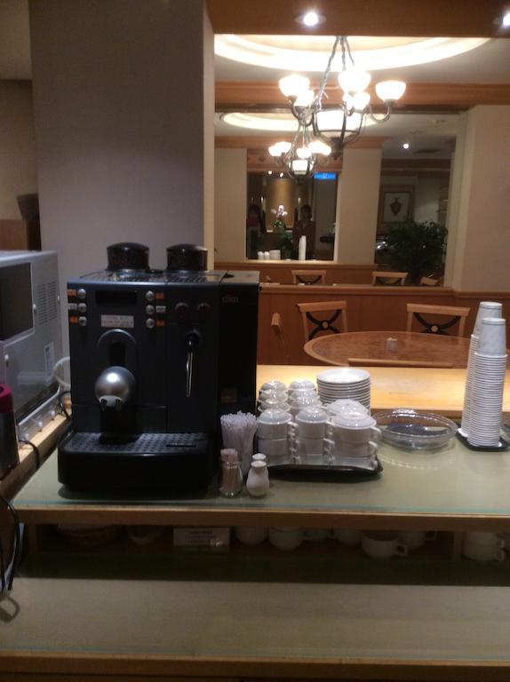 Dong Wu Hotel Đài Bắc Ngoại thất bức ảnh